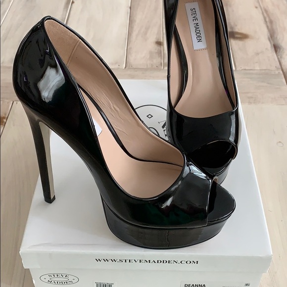Steve Madden Shoes - Steve Madden Deanna Black Patent Pump